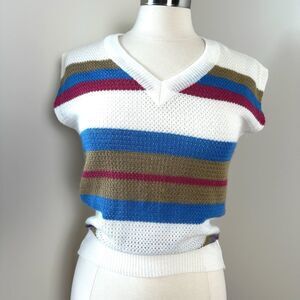 Vintage Queens Way Sweater Vest Womens Small White Knit Striped Sleeveless Top
